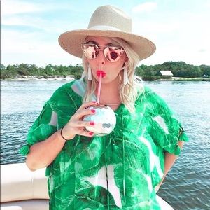 Meet your Posher, Megan